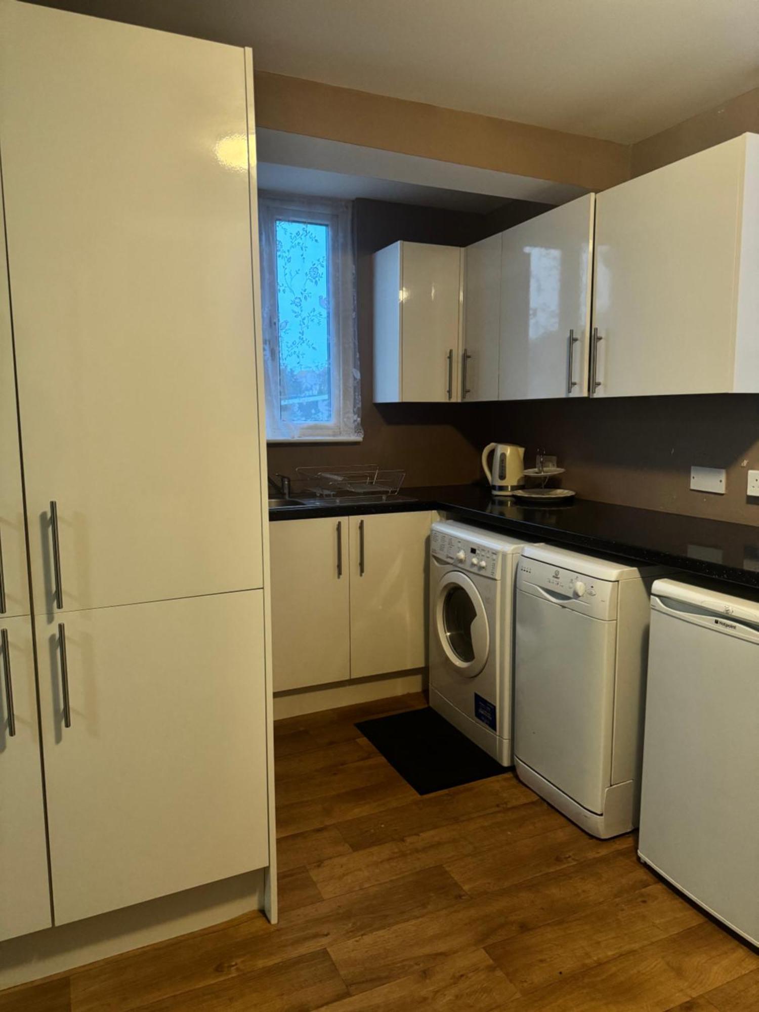 Jxb Homes - Lovely And Spacious Rooms Cliftonville Zewnętrze zdjęcie