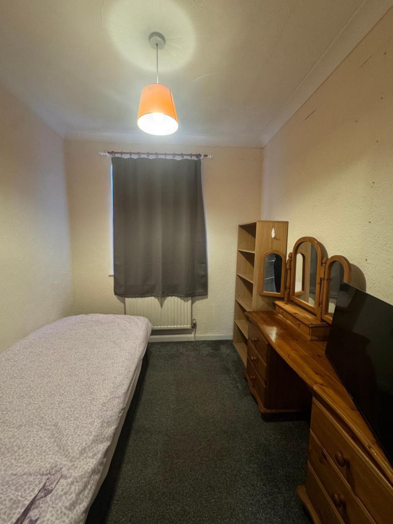 Jxb Homes - Lovely And Spacious Rooms Cliftonville Zewnętrze zdjęcie