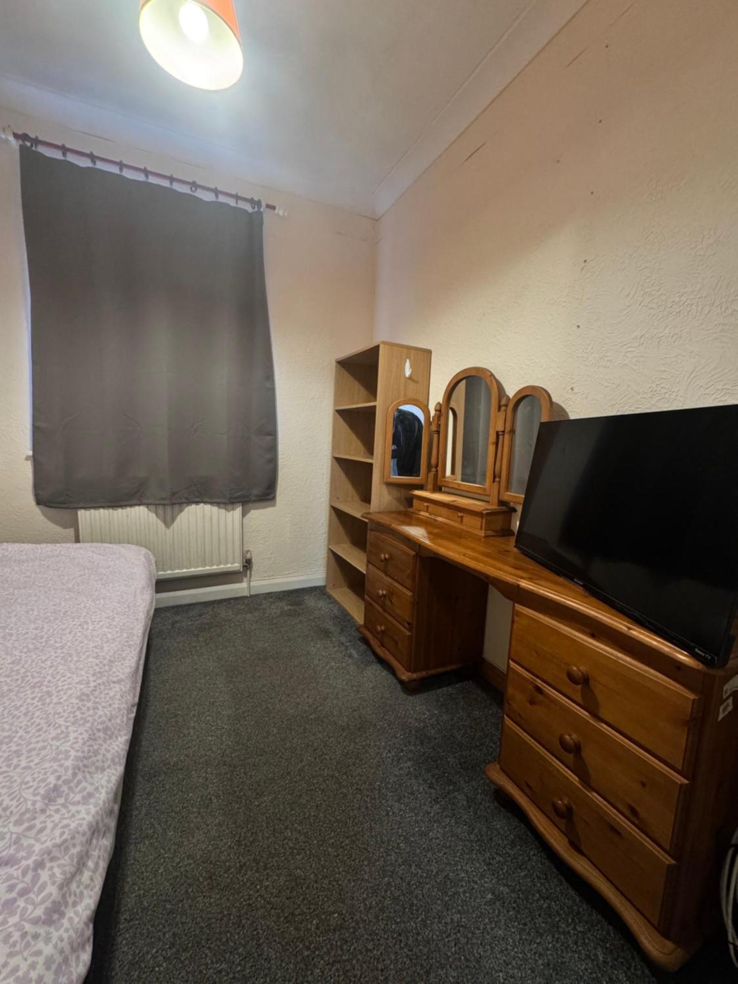 Jxb Homes - Lovely And Spacious Rooms Cliftonville Zewnętrze zdjęcie